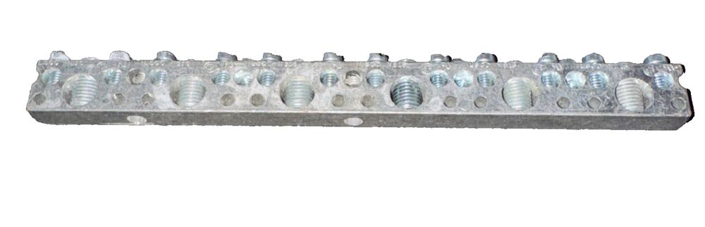 ILSCO NB16 SOLID GROUND NEUTRAL 7" BAR CU9 21 HOLE 1/0 - #14 NBCE-0615-2, Unbranded – a close up of a metal block with bolts