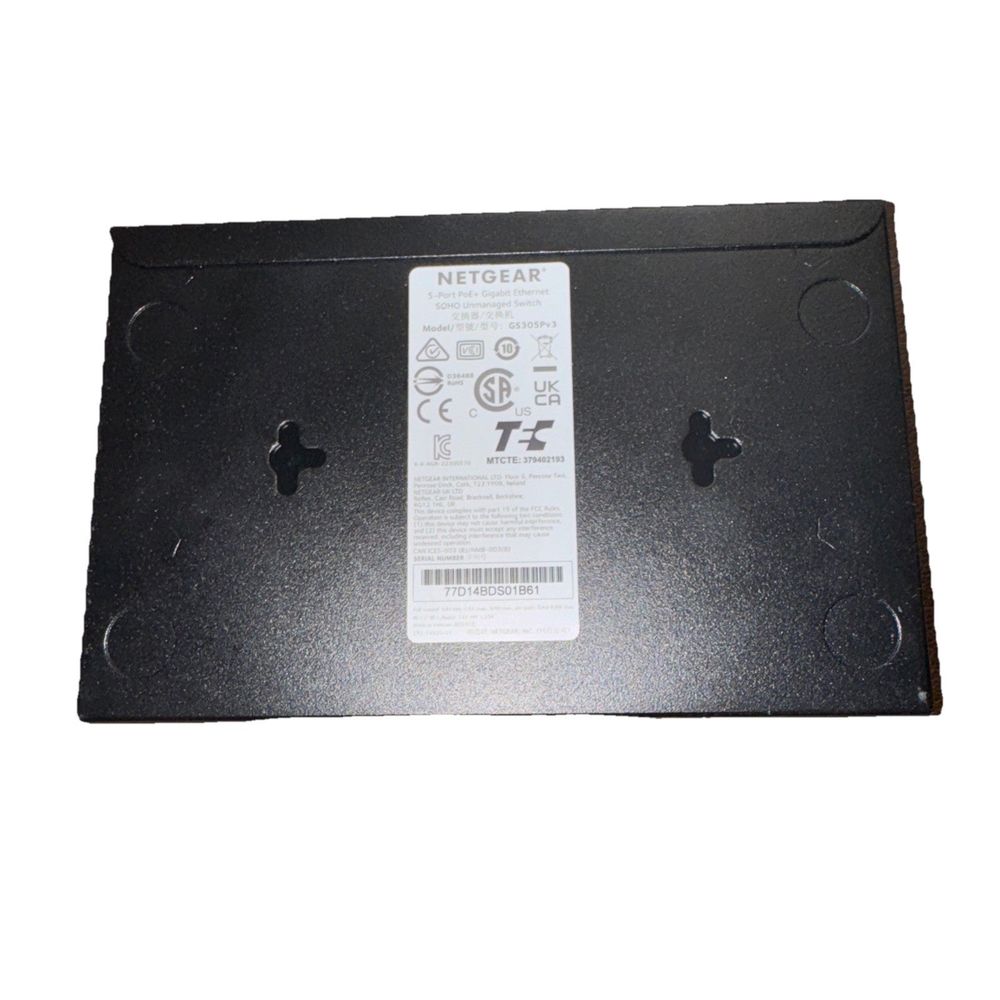 Netgear GS305PV3 5-Port Gigabit Ethernet Unmanaged POE - No Power Cable – a black floppy drive with a white label