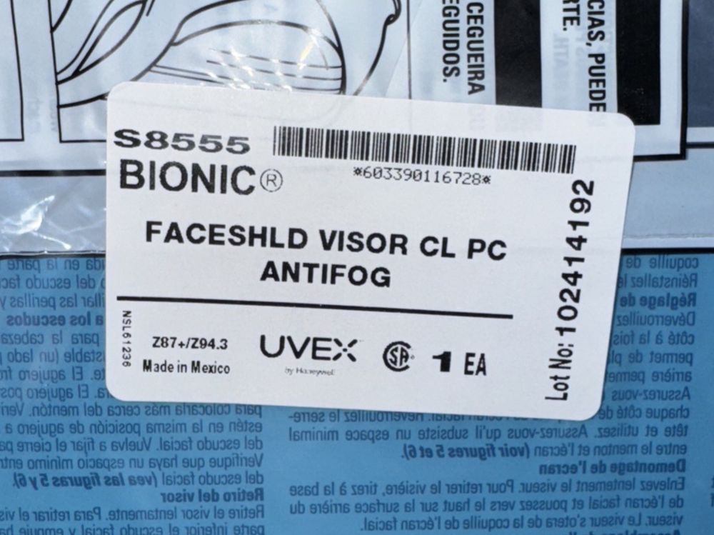 S8555 Bionic FaceShield Visor CL PC AntiFog Honey Well UVEX, HoneyWell – a label on a package of plastic bags