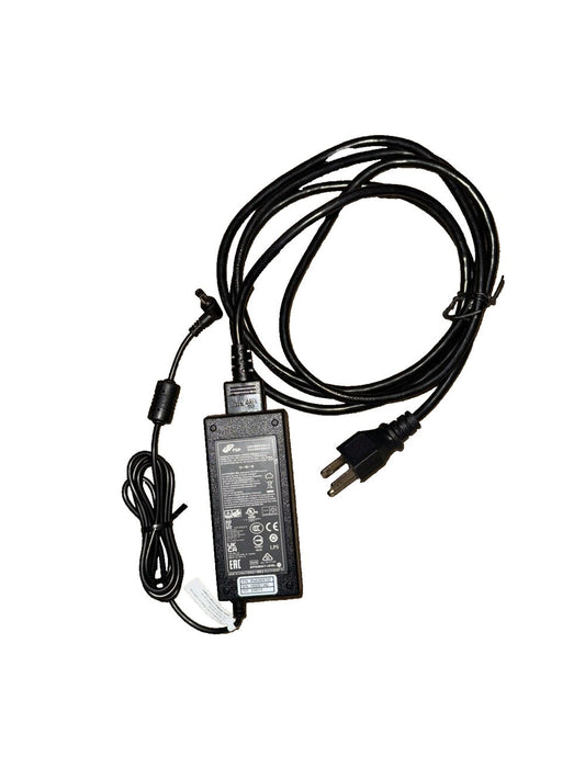 FSP040-RHAN3 Power Adapter 100-240V – a black power cord with a white cord