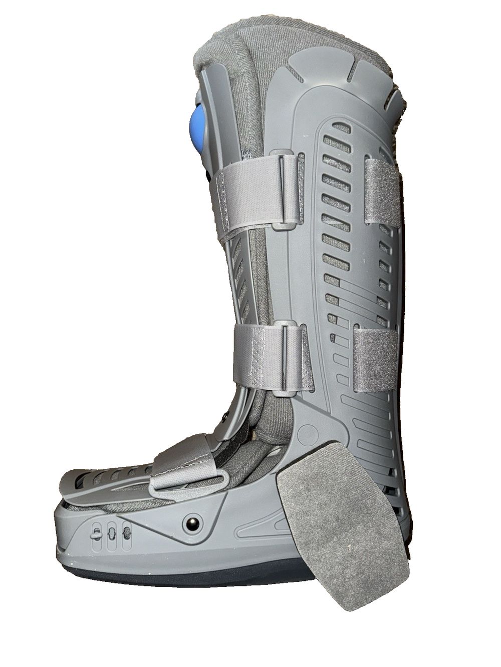 360 Air Walker Standard Fracture Boot Medium Grey, United Surgical – a pair of grey motorcycle boots with blue soles