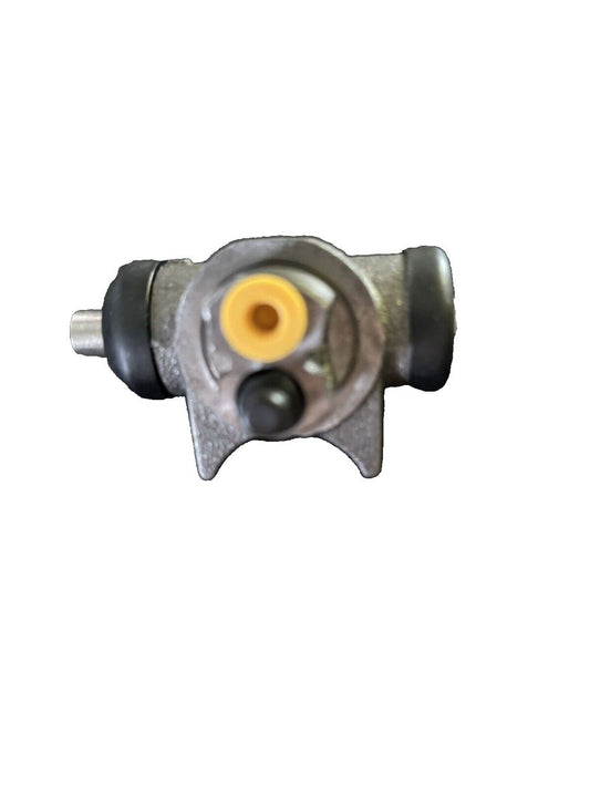 ACDelco Professional 18E1294 Rear Drum Brake Wheel Cylinder – a picture of a brake brake assembly