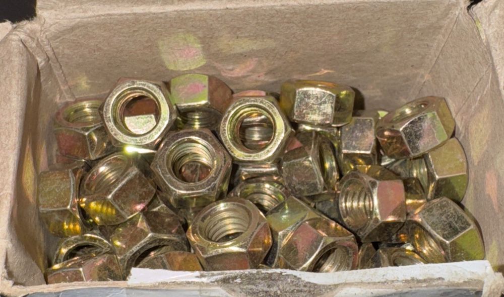 Wurth 3/8"-16 UNC Grade 8 Hex Nuts, Yellow Zinc, 200-Pack, Würth – a box full of nuts and bolts