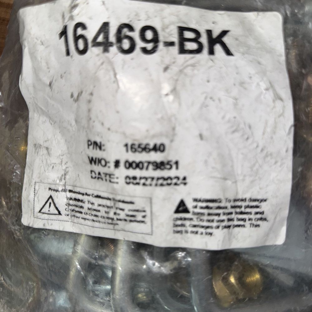 16469 Bk Hardware Bag (No Brackets), DaveyDooDeals – a bag of screws and screws on a table