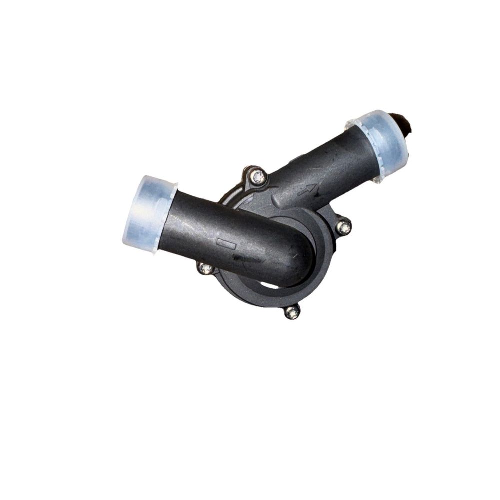 U4847 12V Water Circulation Pump Suitable To Webasto Thermo Top C E & Z, Unbranded – a black plastic pipe with a white background