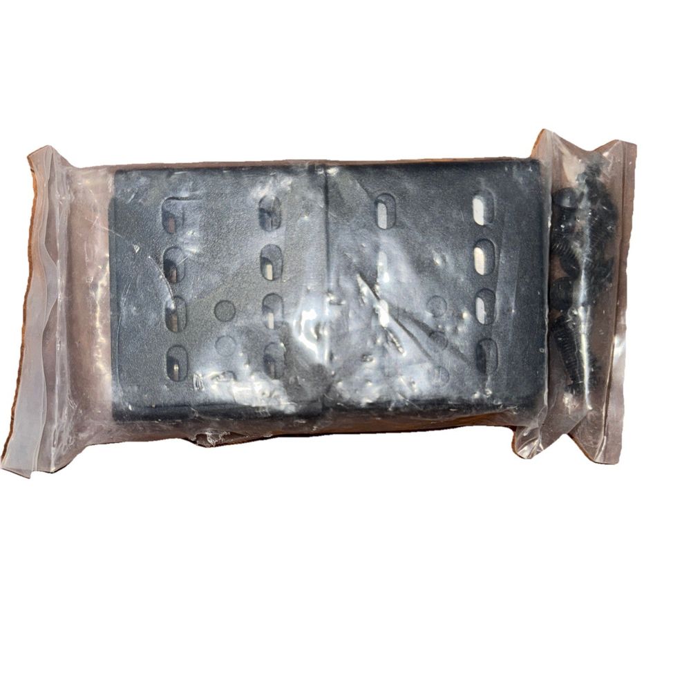 22000014 Bracket Kit-Purple 14, Unbranded – a piece of metal with a plastic bag