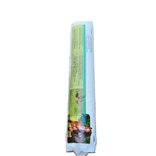 3M Pet Care 1396L 18" x 7.5' Gamgee Highly Absorbent Padding (Cotton) – a bag of green tea with a label on it