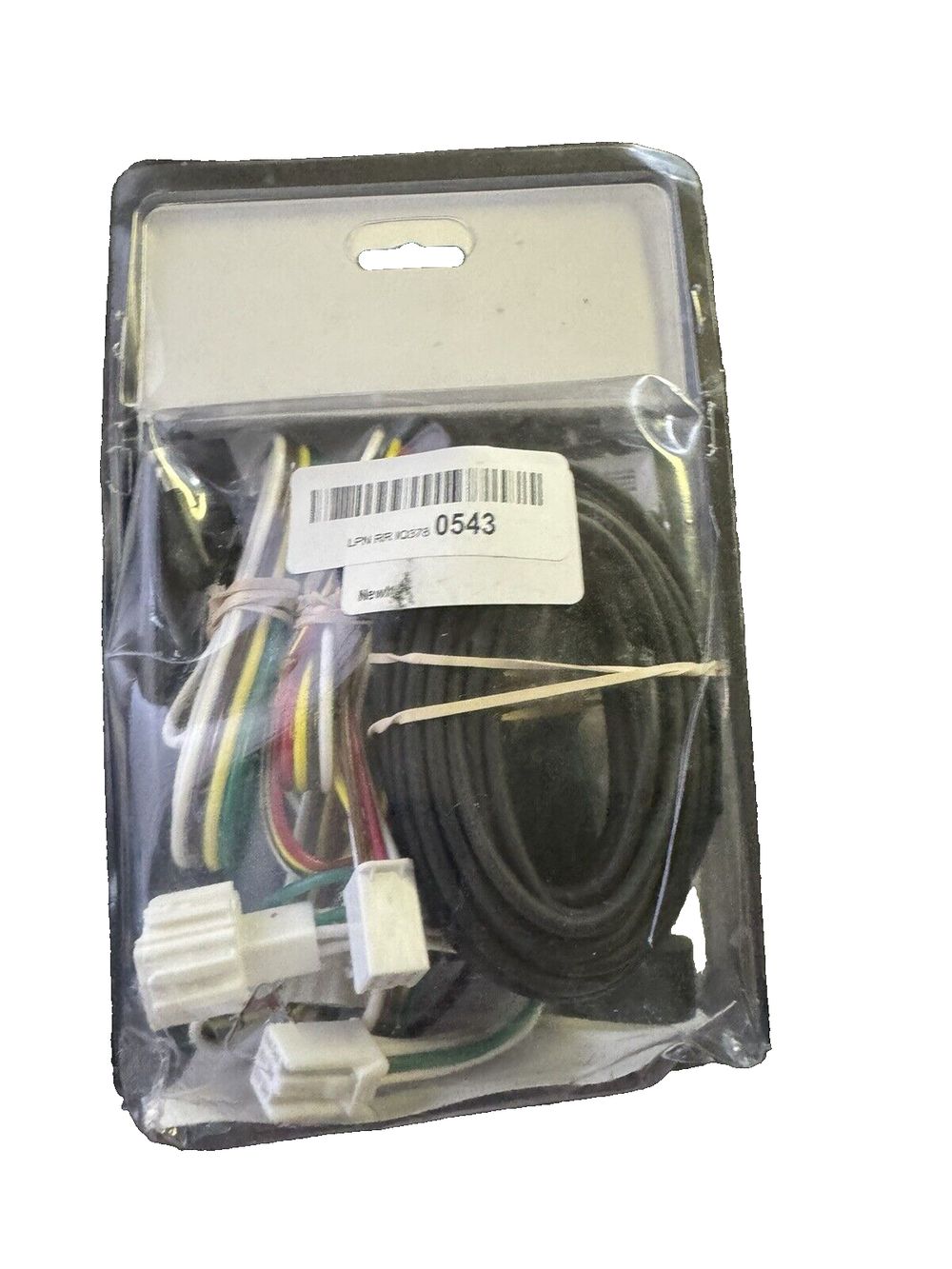Aries Automotive 56482: T-Conn Mitsubishi Outlander, CURT – a white plastic bag with wires and wires