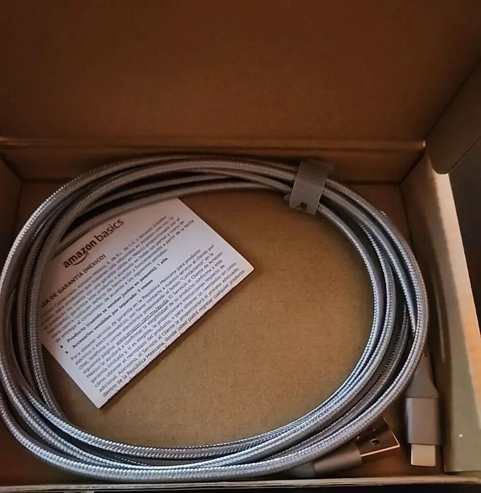 Double Braided Nylon Usb Type-C To Type-A 2.0 Male Cable dark Gray 6 FT /1.8 M, Amazon Basics – a box with a cable in it