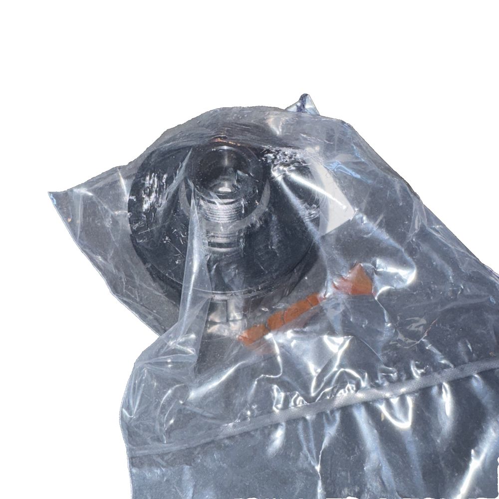 ELESA Cap Flr Breather Hydraulic P/N 276245 - High-Performance Breather Cap – a plastic bag with a plastic bottle inside