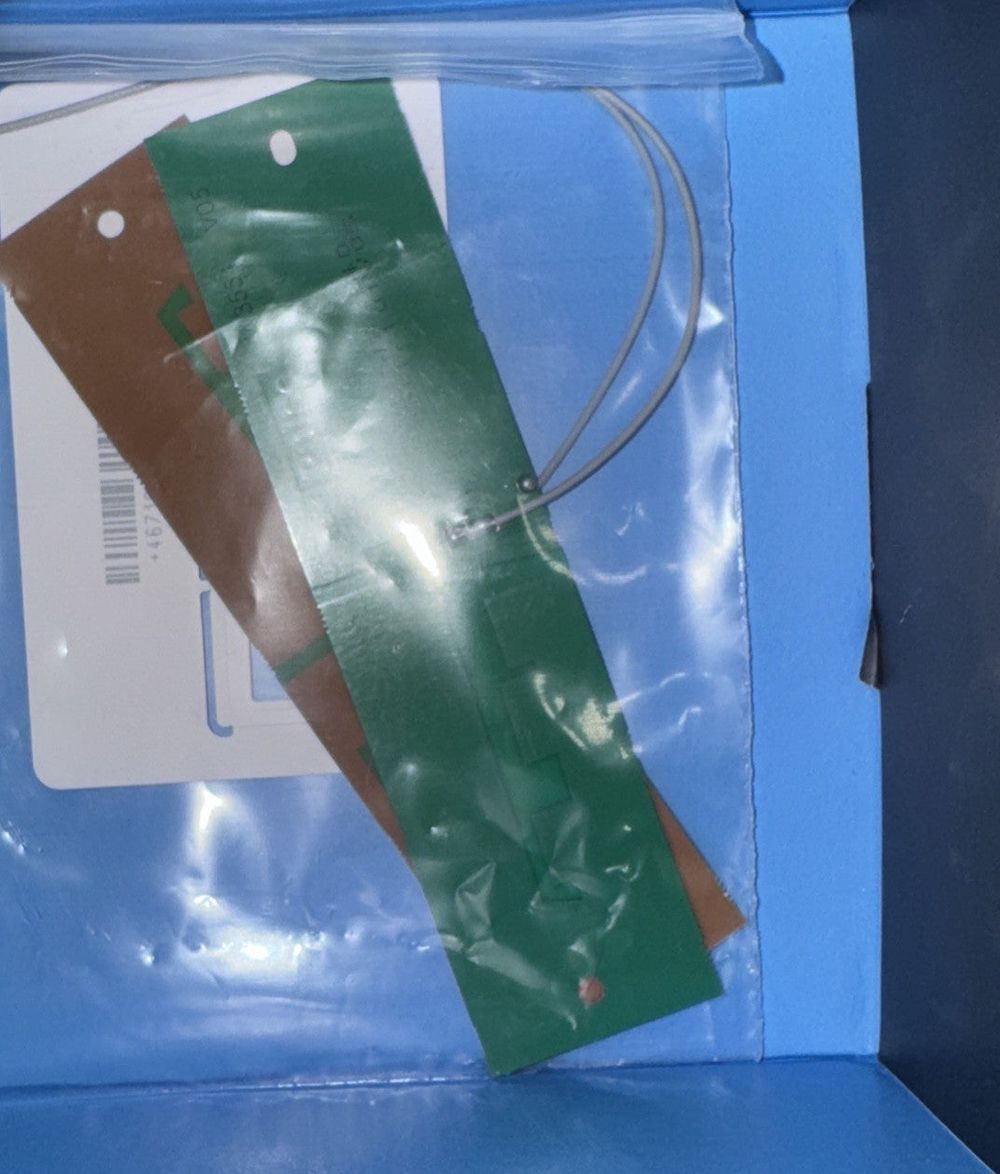 Xbee 3 Global LTE Cat 1, AT&T, Dev Kit (Missing Cables), Digi – a green and brown bag with a white tag