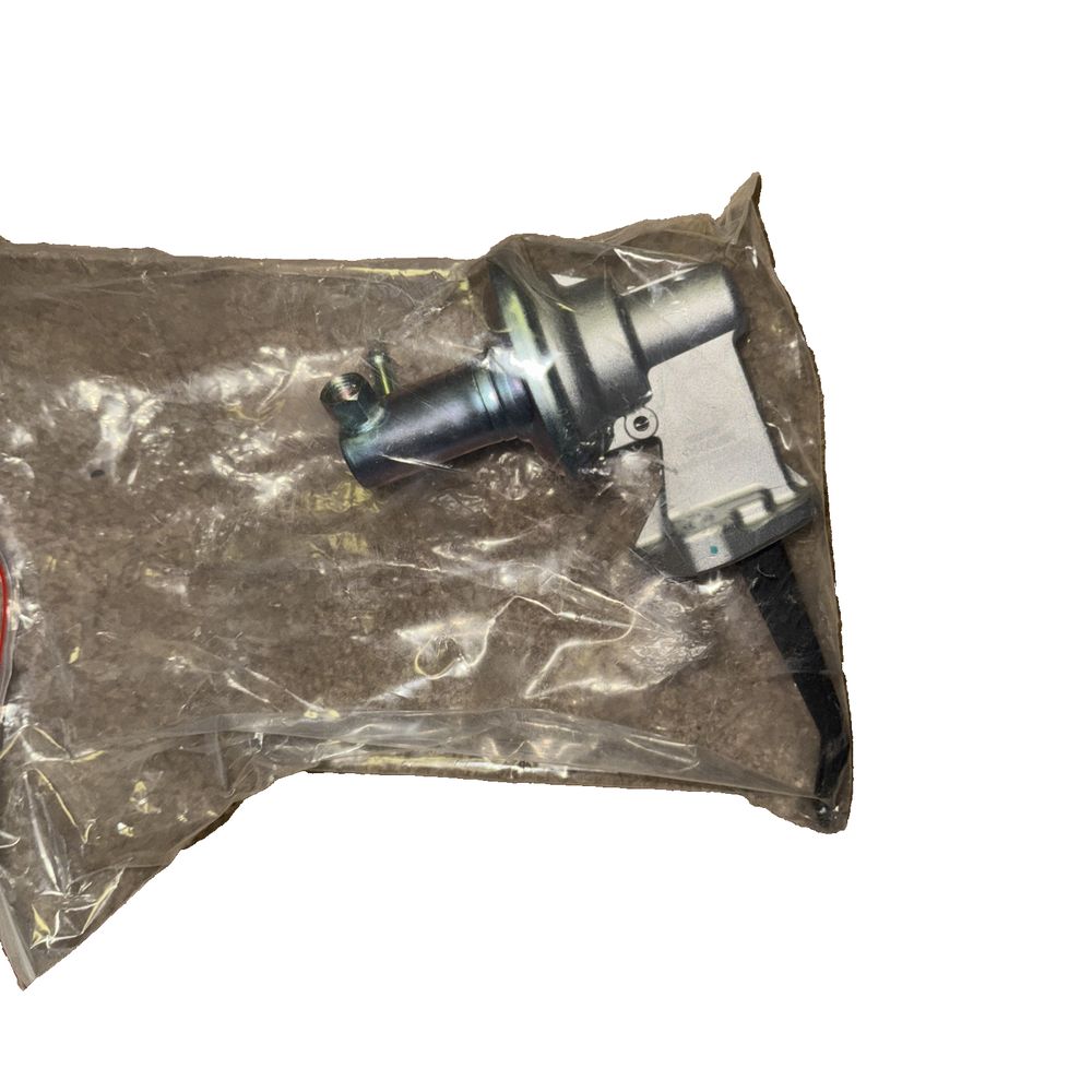 Delphi MF0010-11B1 Mechanical Fuel Pump – a piece of plastic wrap with a red handle