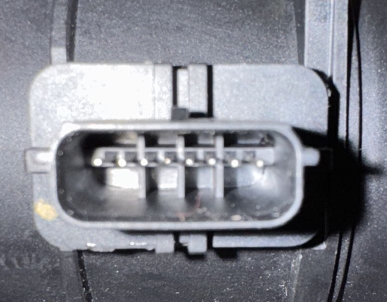 Mass Air Flow Sensor Kit PBT-GF30, Unbranded – the front door handle is shown in the picture