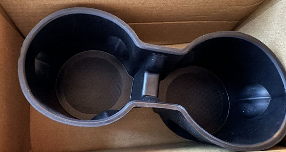 Rislobx Tesla Model 3 Model Y Cup Holder Insert Center Console Water Cup Limit C – a pair of glasses in a cardboard box