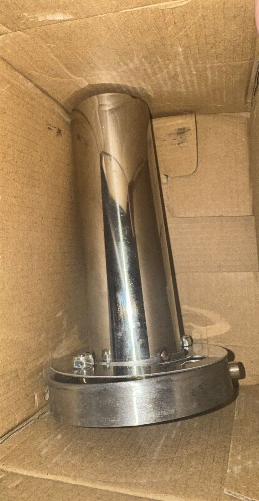 Auto Car Stainless Steel Exhaust Muffler Tip Adjustable Removable Sound Silencer, Unbranded – a box with a metal pipe inside
