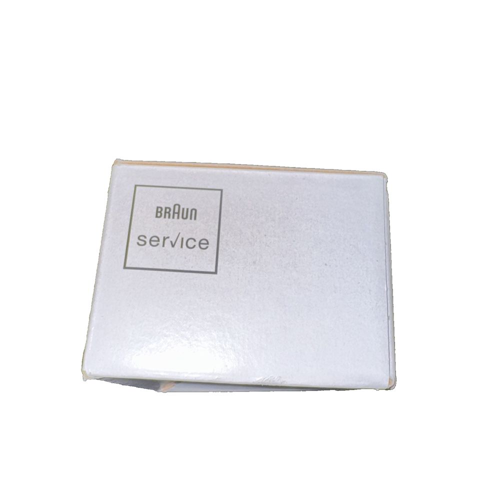 Braun 80729798 ICS Silicone Head S9 – Precision & Comfort for Your Shaver – a white box with a white label on it