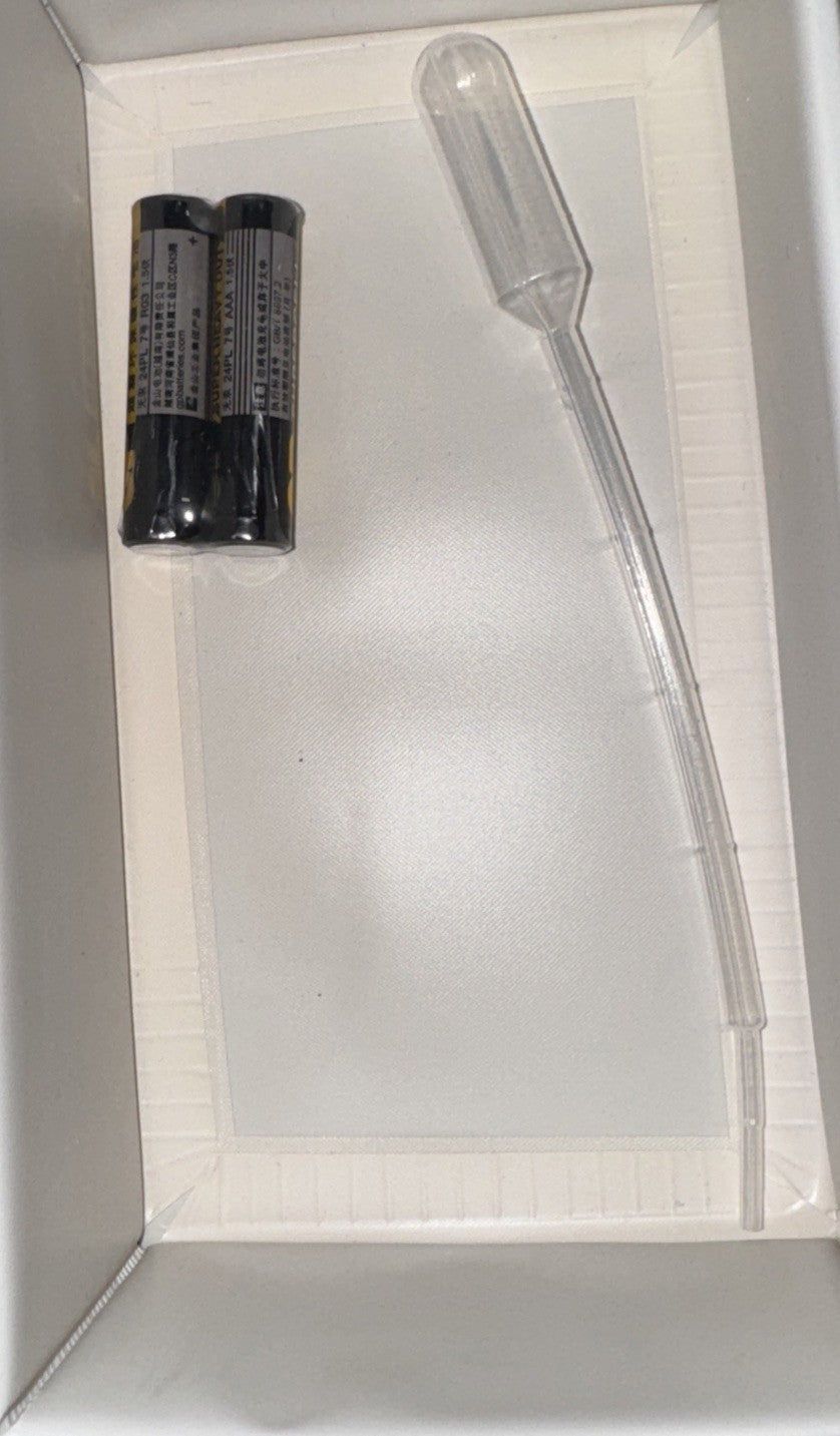 Cole-Parmer Digital Refractometer, 0 to 75% ethylene glycol, –58 to 32°F, –50 to – a white box with a small battery in it