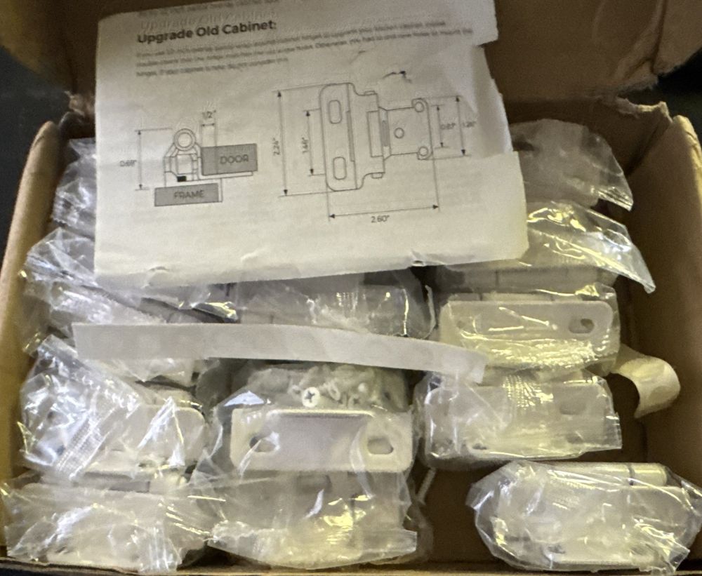 30 Pack 15 Pair White Cabinet Hinges 1/2" Ravinte – a box of electrical equipment sitting on a table