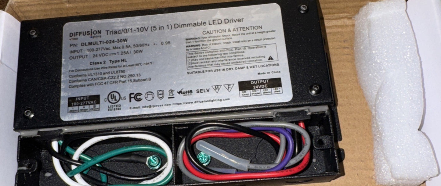 Diffusion Triac/0/1-10V 5-in-1 DImmable LED Driver DLMULTI-024-30W