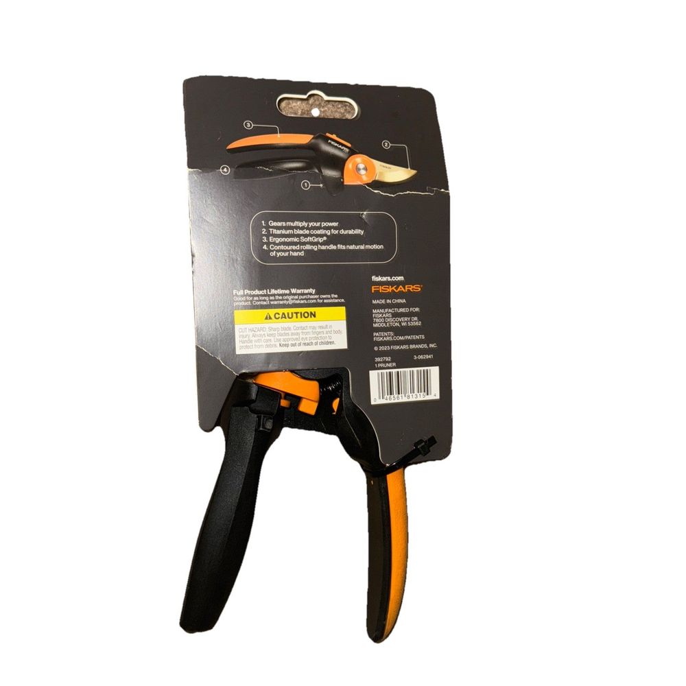Fiskars X-Series 3/4" Cut Titanium Blade Power Gear Pruner – a black and orange pliers with a black handle