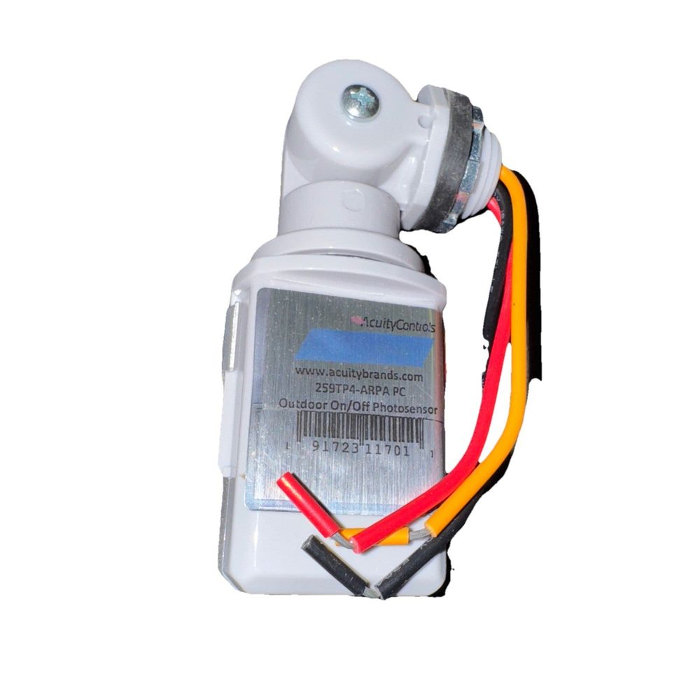 259TP4-ARPA PC AcuityControls Outdoor On/off Photosensor, DaveyDooDeals – a white motor motor with a yellow and red wire