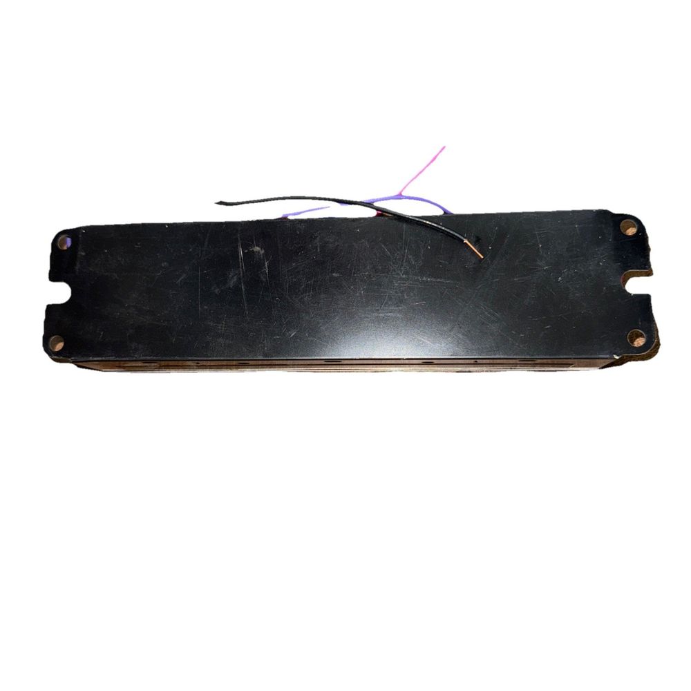 Optronic OTi95W/UNV/2750C/2DIM Dimmable Outdoor Led Driver, eldoLED – a black plastic board with a wire and a white background