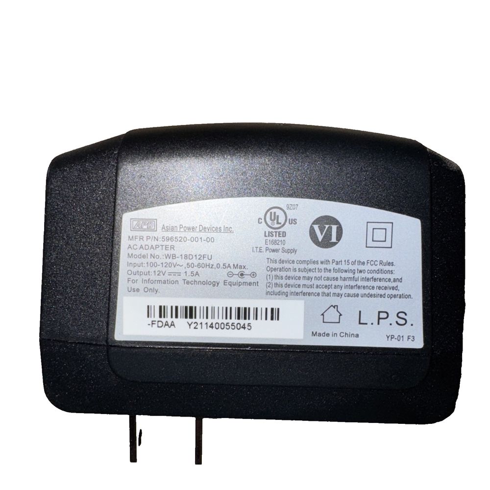 Arris 18 W Cable 596520-001 – a black power adapt for the power supply