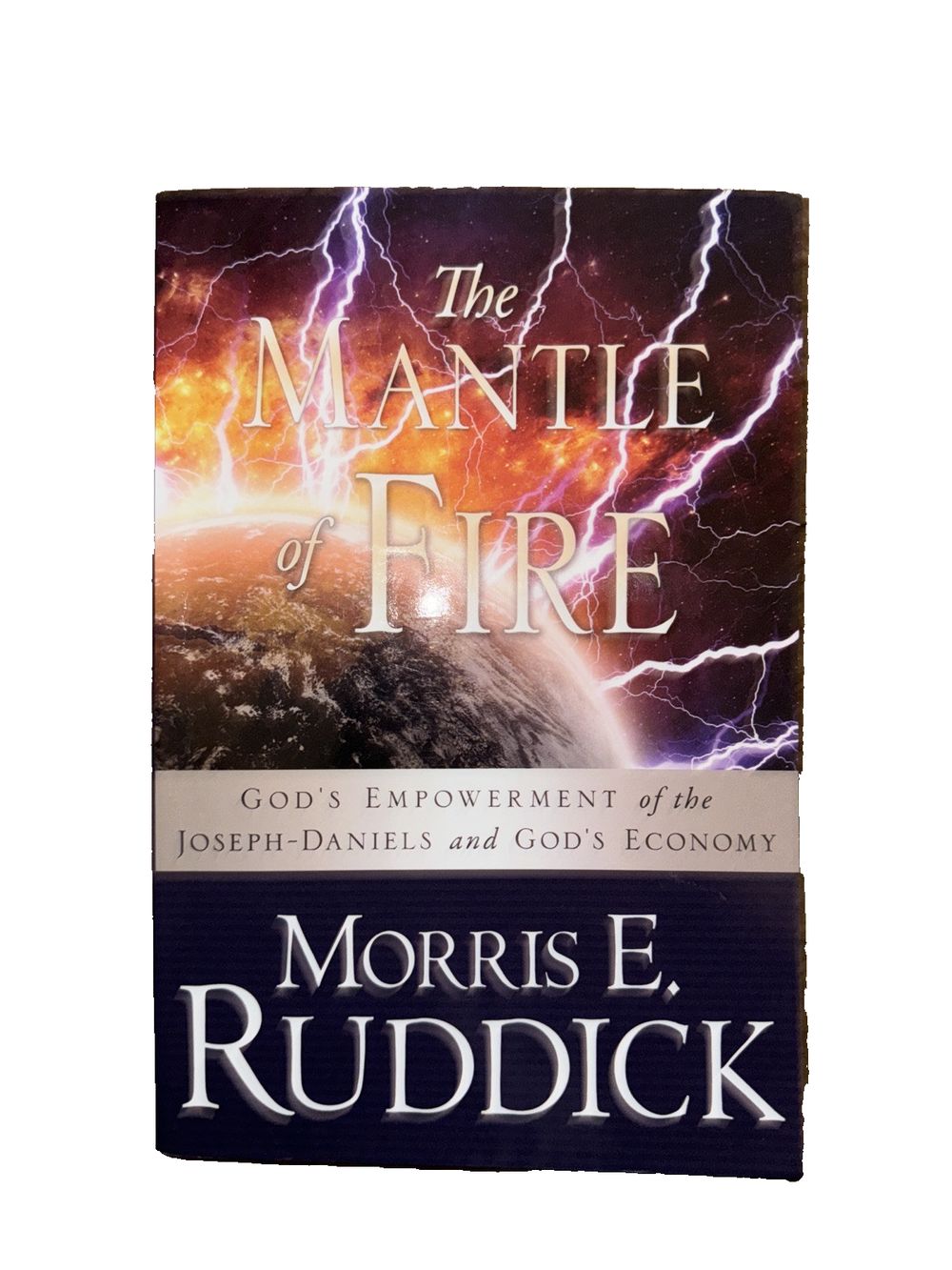 The Mantle of Fire Paperback – Jan. 27 2016, DaveyDooDeals – the man of fire by john flanagan
