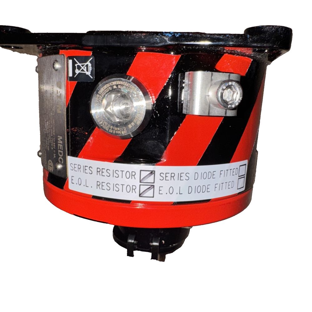 SM87PBLD Eaton Fire Alarm Call Point Range – a red and black object with a white background