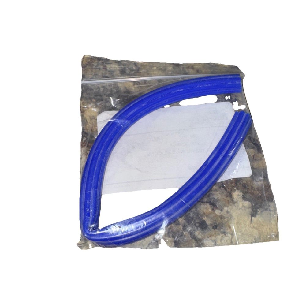 Essentra Components STFL033045A Flexible Masking Tubing, .452" ID, Blue Silicone, DaveyDooDeals – a blue plastic ring on a piece of marble