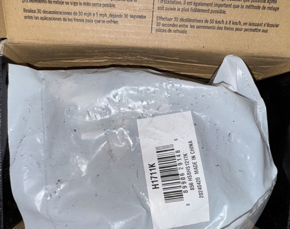 Power Stop Front 17-1759 Ceramic Brake Pads Evolution – a box with a label on it