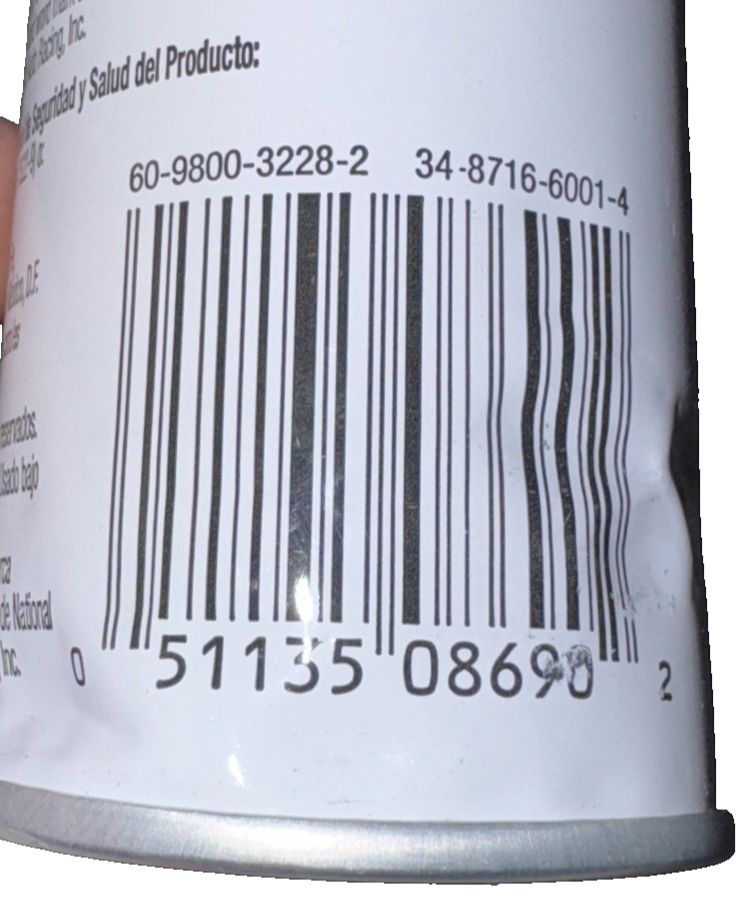 3M TM Fast Cure Auto Glass Urethane, 08690, 10.5 fl oz Cartridge – a hand holding a can of soda