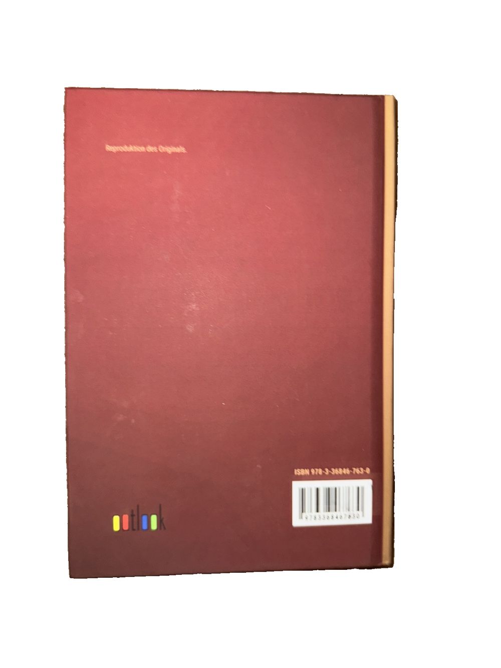 Das Halsband der Knigin: Dritter Band, DaveyDooDeals – a red hardcover book with a white background