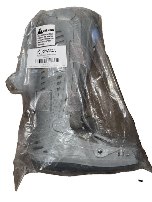 360 Air Walker Standard Fracture Boot Medium Grey, United Surgical – a plastic bag with a label on it