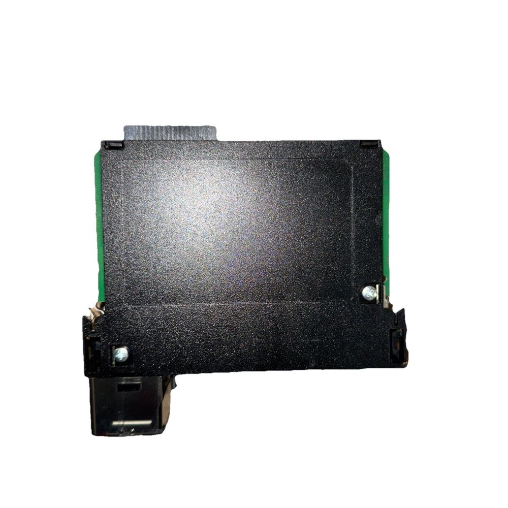 1756-IA16 - Allen-Bradley - PLC Module, DaveyDooDeals – a black and green circuit board with a white background