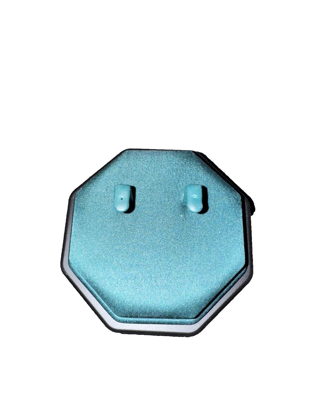 1X 1 PC For Pin Earring Green Display Pad, DaveyDooDeals – a blue hexal with a black hexal in the middle