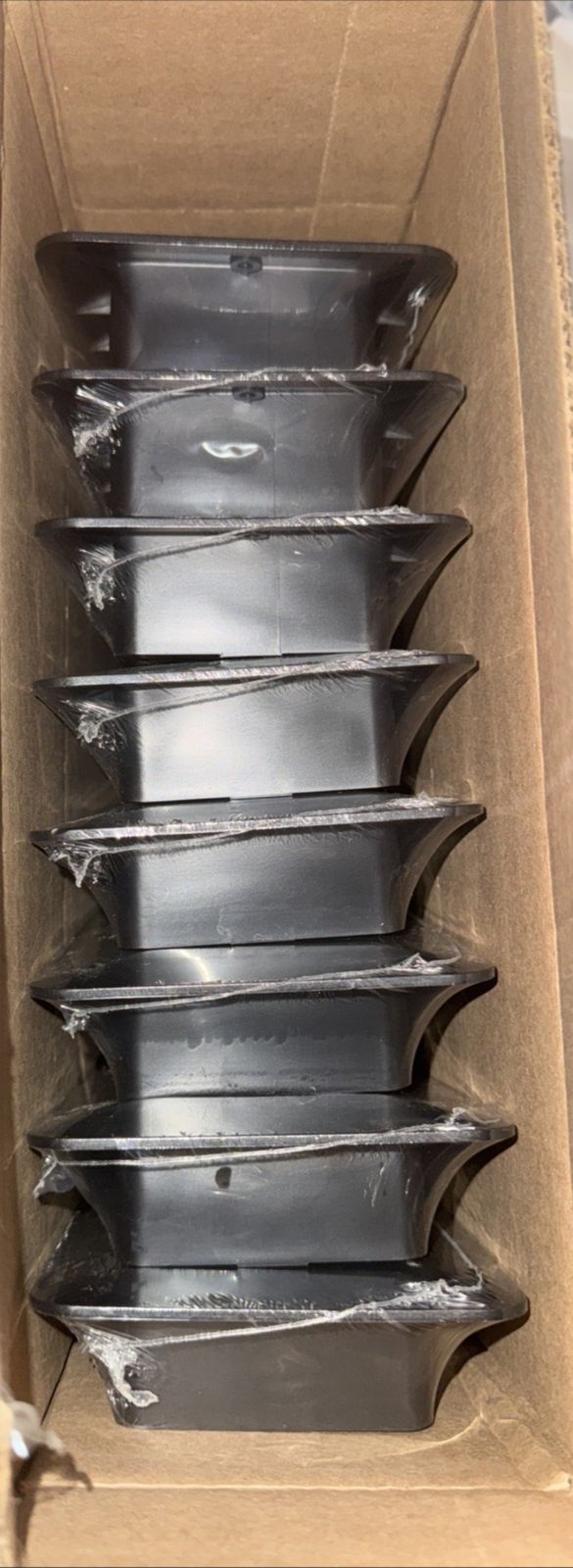 3" x 10" Black Poly Floor Register Case of 8, DaveyDooDeals – a box of black plastic cups