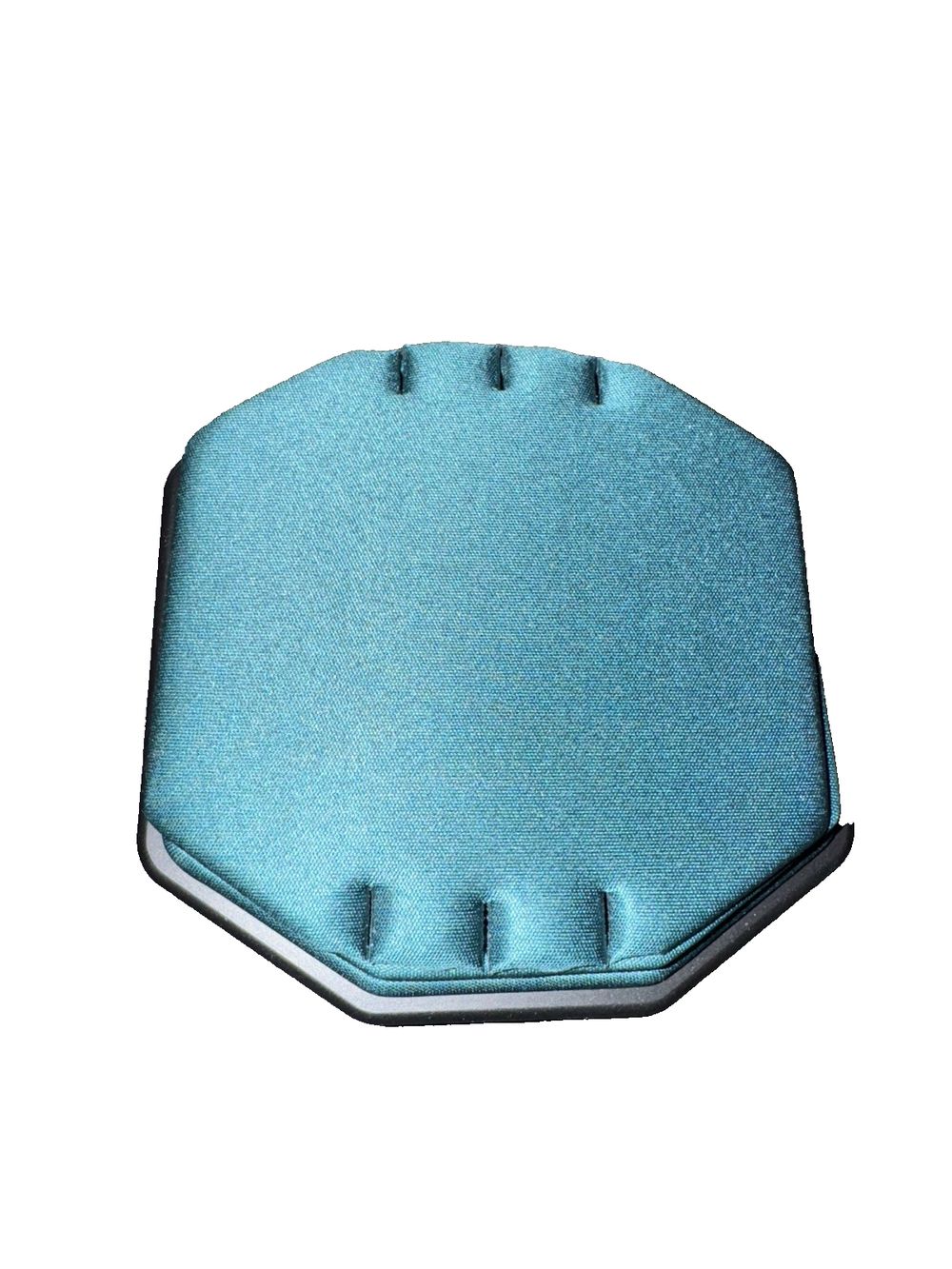 1X 3PC Bracelet Pad Green For Retail/Display, DaveyDooDeals – a blue foam cushion with a black base