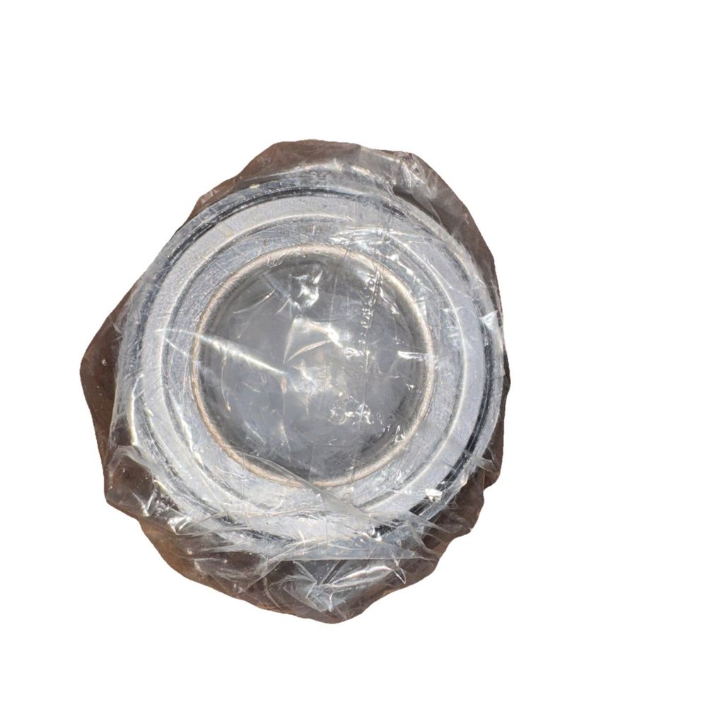 WB610095 Single Bearing, Unbranded – a plastic container with a plastic lid