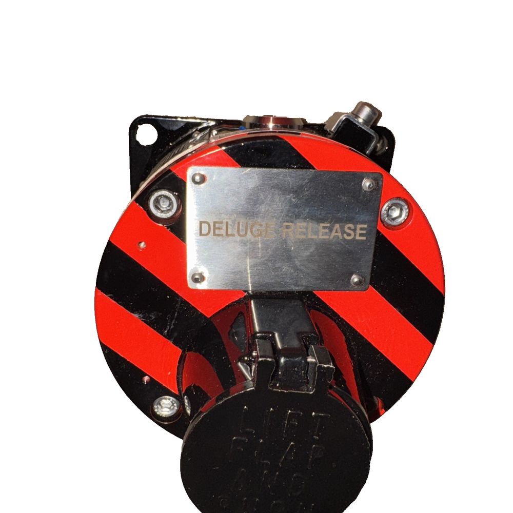 SM87PBLD Eaton Fire Alarm Call Point Range – a red and black metal device with a metal plate