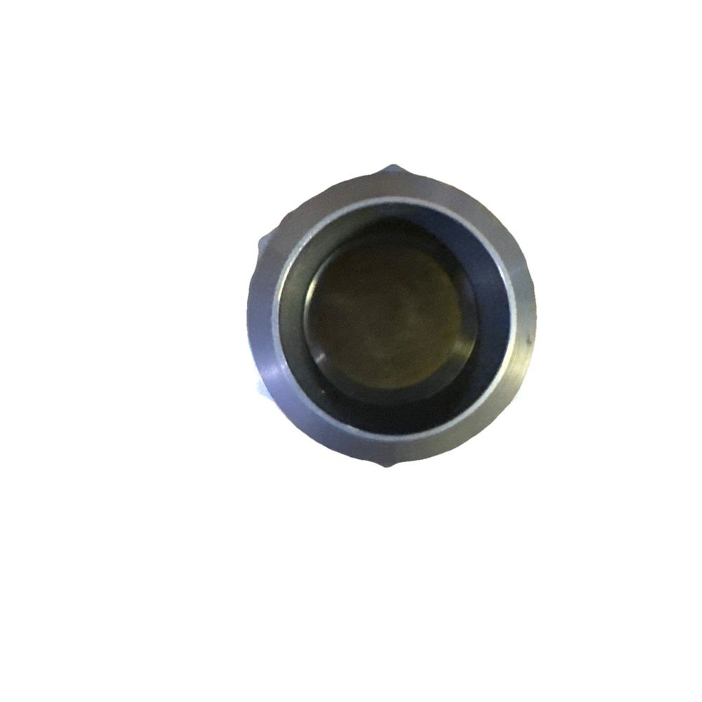 32 FTX-S Parker Male Adapter 2 JIC X 2 NPT Male Steel 2 Pack – a black metal nut with a hole