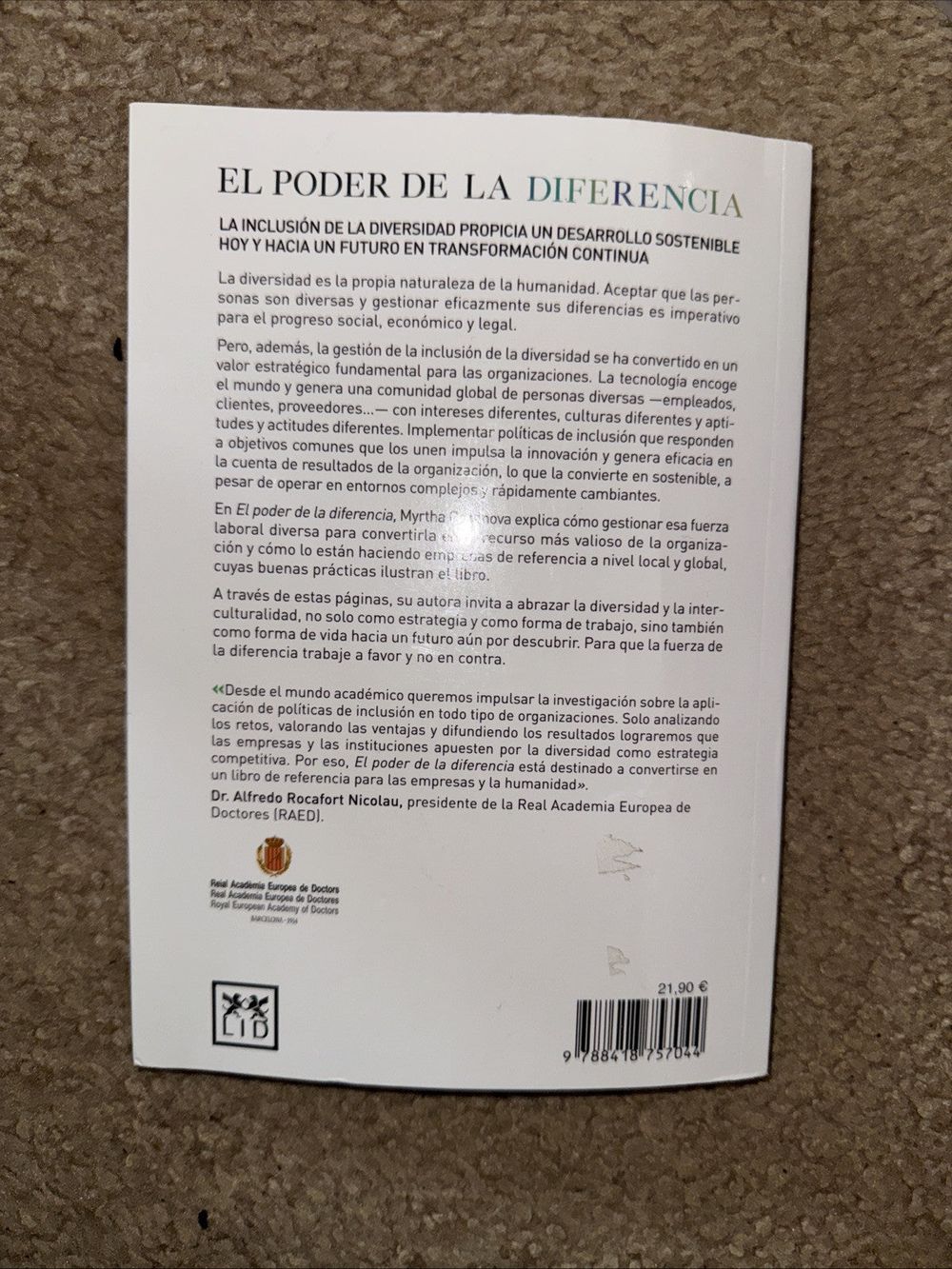 El Poder de la Diferencia, DaveyDooDeals – the back cover of the book el por de laferica